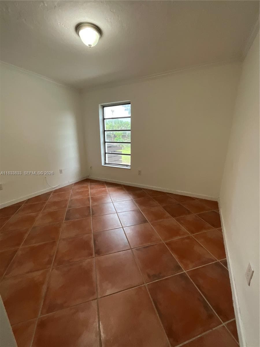 DADELAND CAPRI CONDO · #C201 in Miami - Photo 16