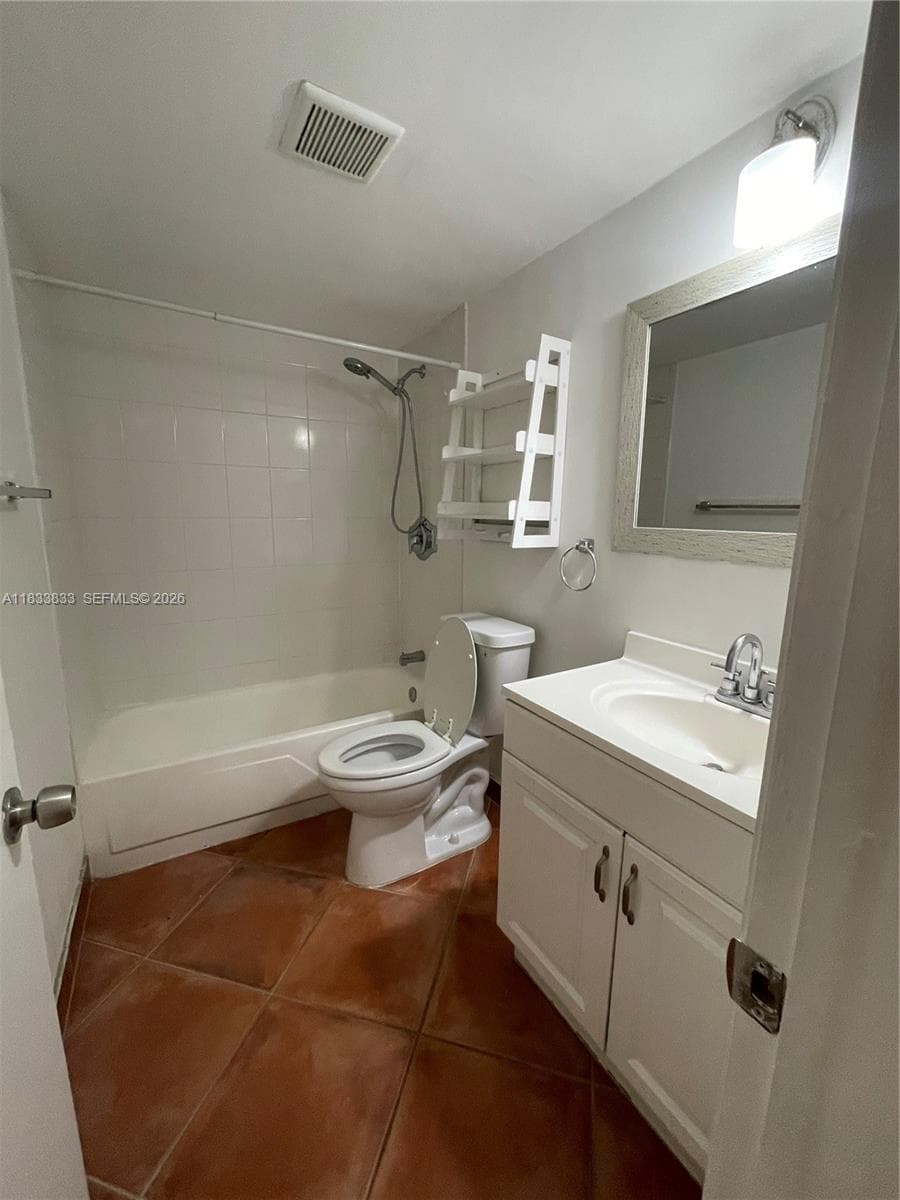 DADELAND CAPRI CONDO · #C201 in Miami - Photo 24