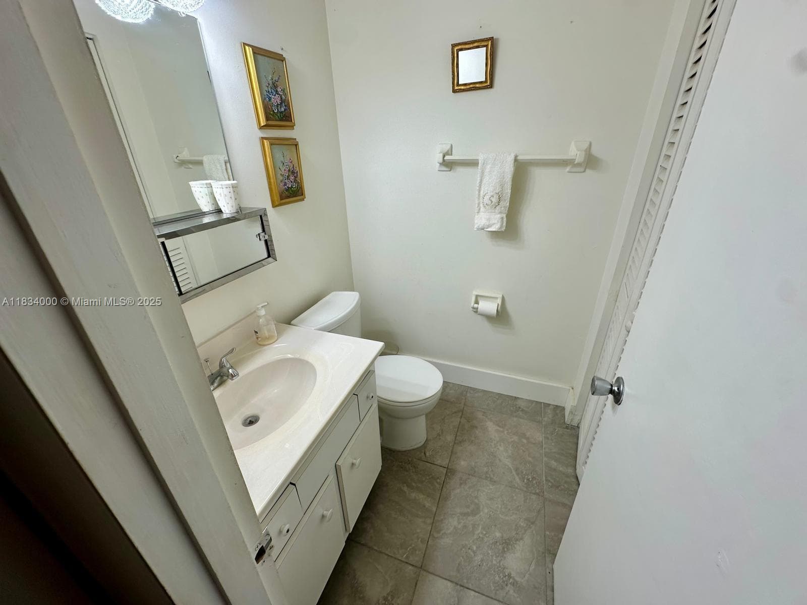 BEVERLY HILLS CONDO · #N318 in Hollywood - Photo 7