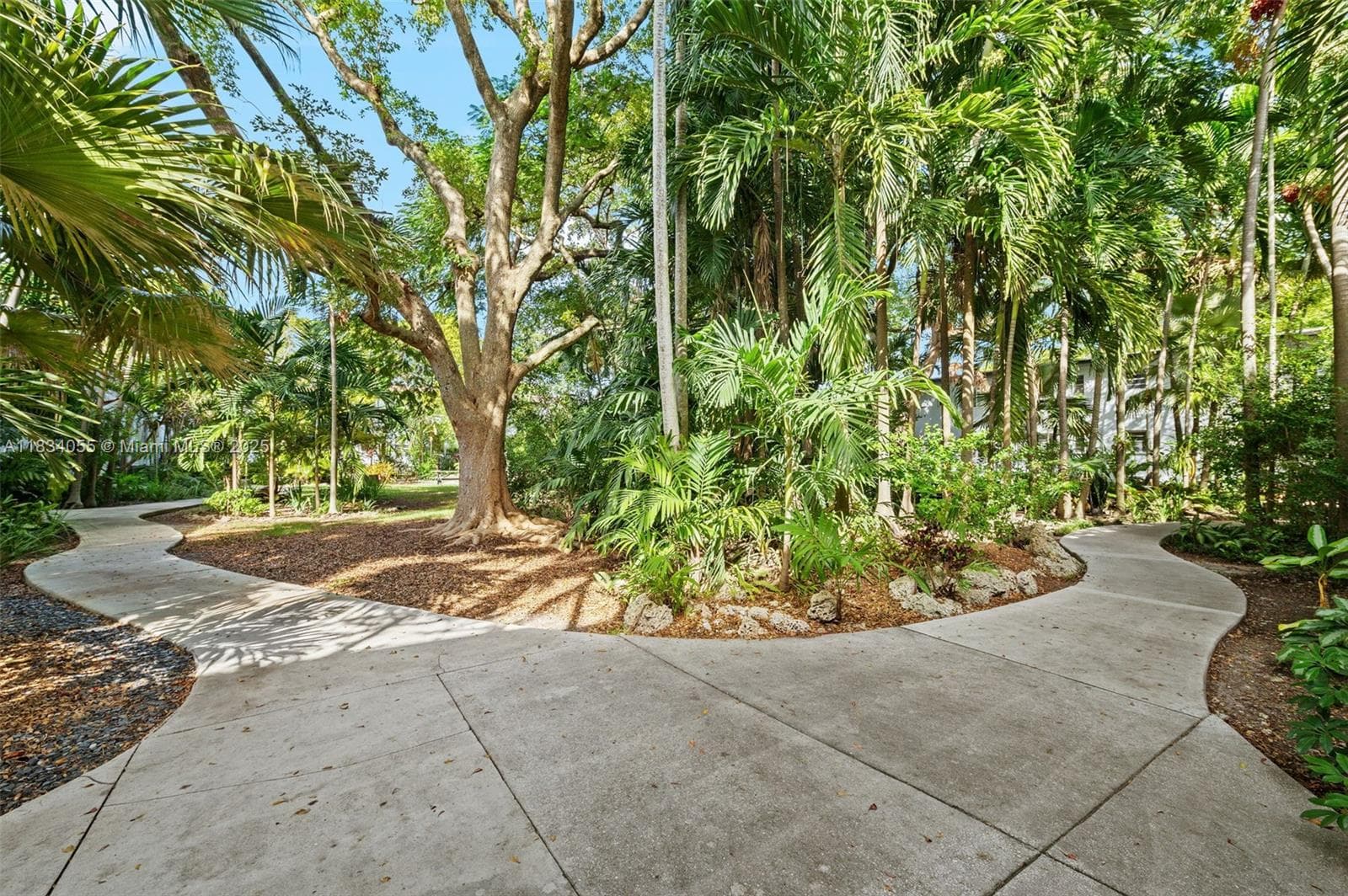 PATHWAYS CONDO · #48D in South Miami - Photo 21