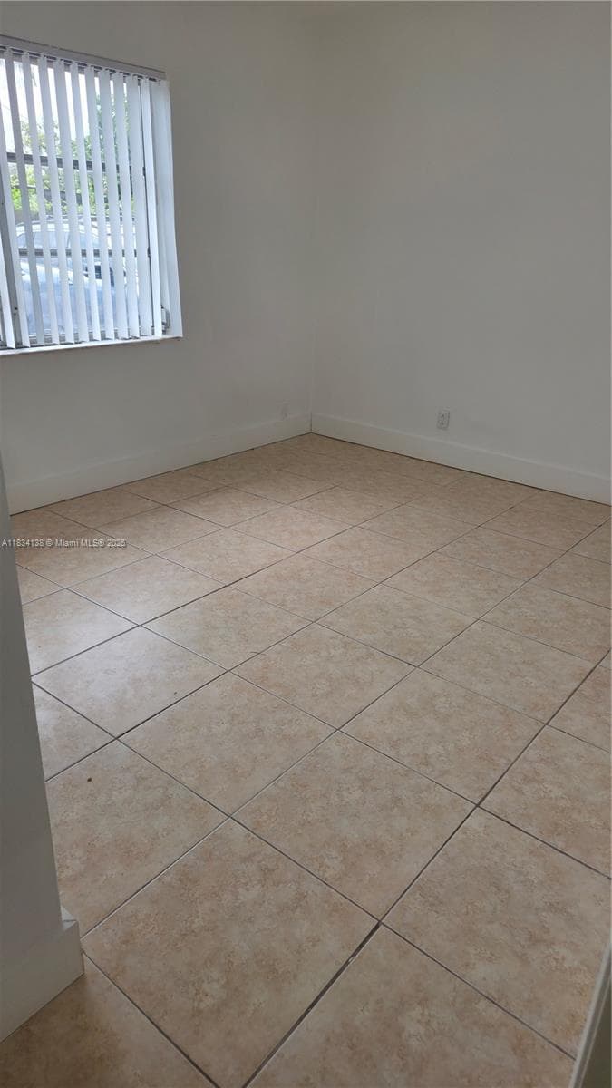 ORIOLE ESTATES SEC 8 · #2 in Lauderdale Lakes - Photo 10