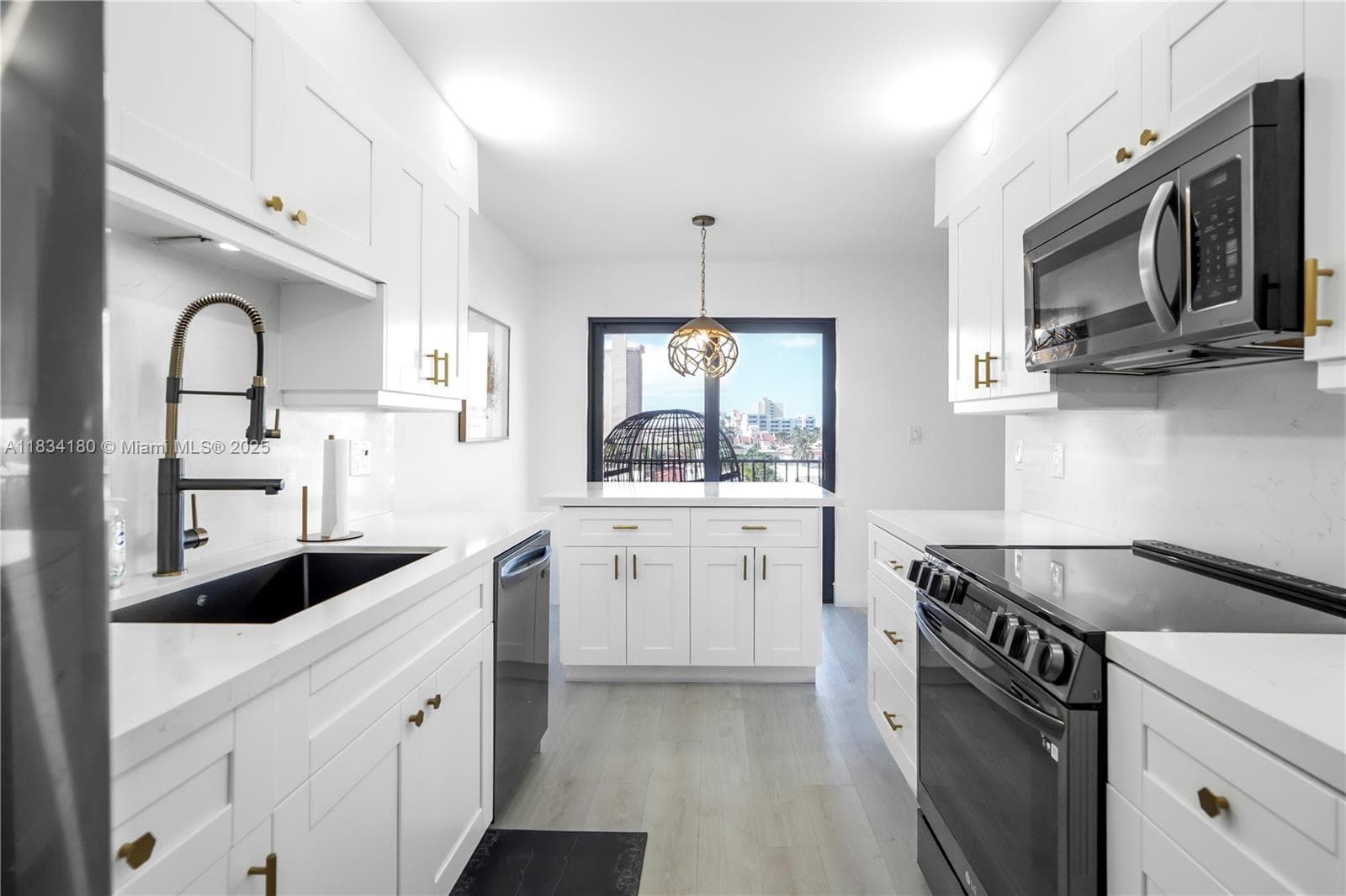 SUMMIT CONDO · #404N in Hollywood - Photo 7