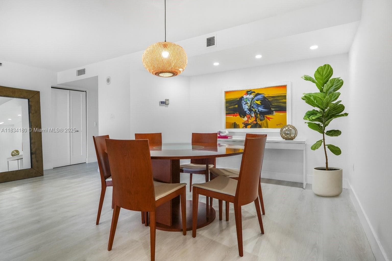 SUMMIT CONDO · #404N in Hollywood - Photo 4