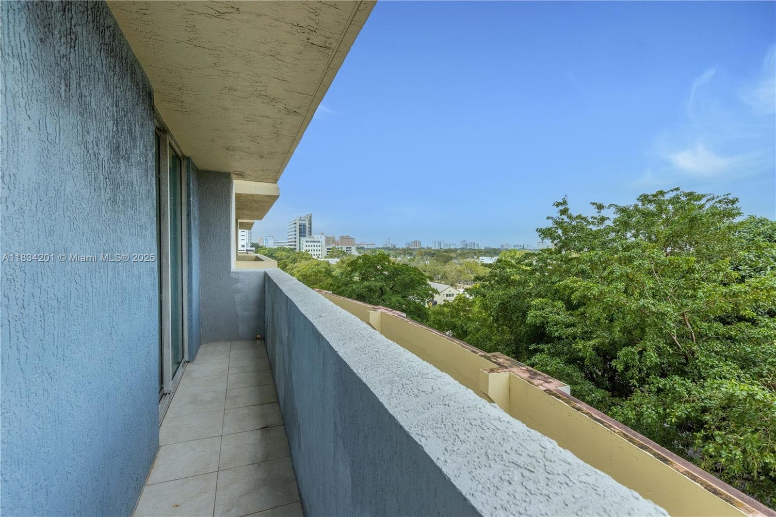 THE ASTON CONDO · #513 in Miami - Photo 20