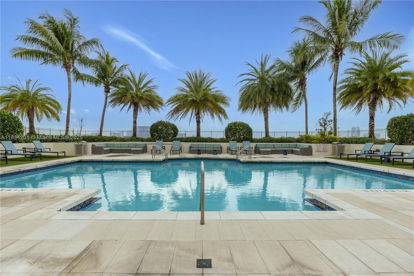THE ASTON CONDO · #513 in Miami - Photo 24