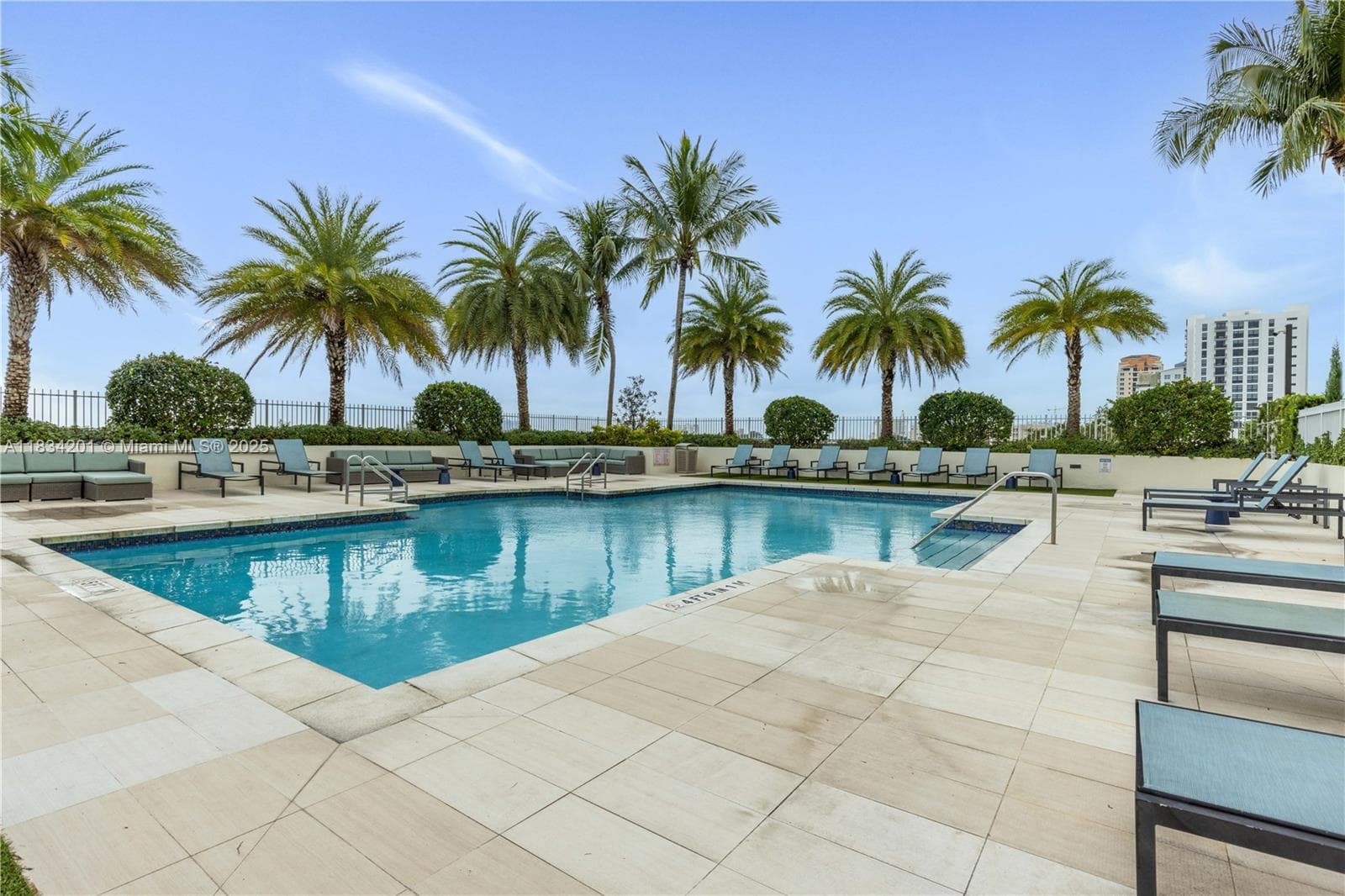 THE ASTON CONDO · #513 in Miami - Photo 25
