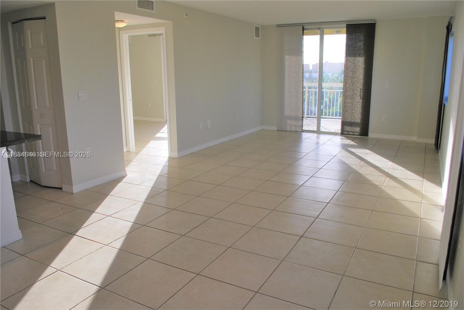 Photo taken when unit was vacant.