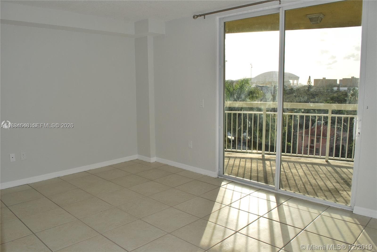 Photo taken when unit was vacant.