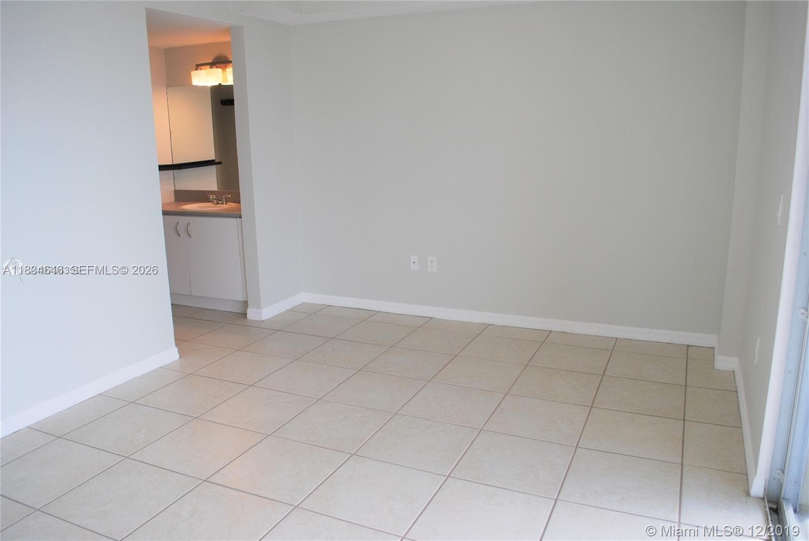 Photo taken when unit was vacant.