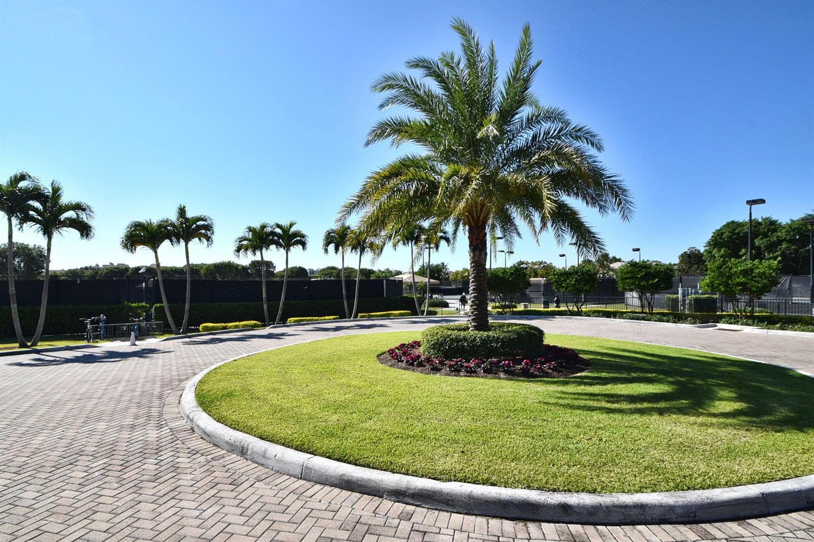 68-web-or-mls-Boca Pointe (13)