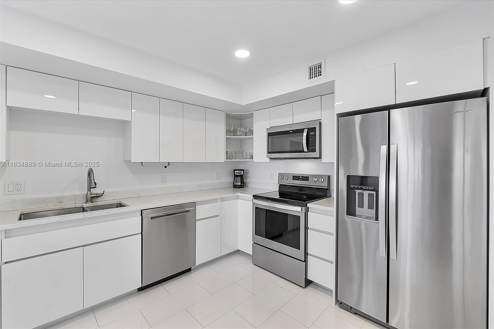 SOUTHPOINT CONDO · #702S in Fort Lauderdale - Photo 7