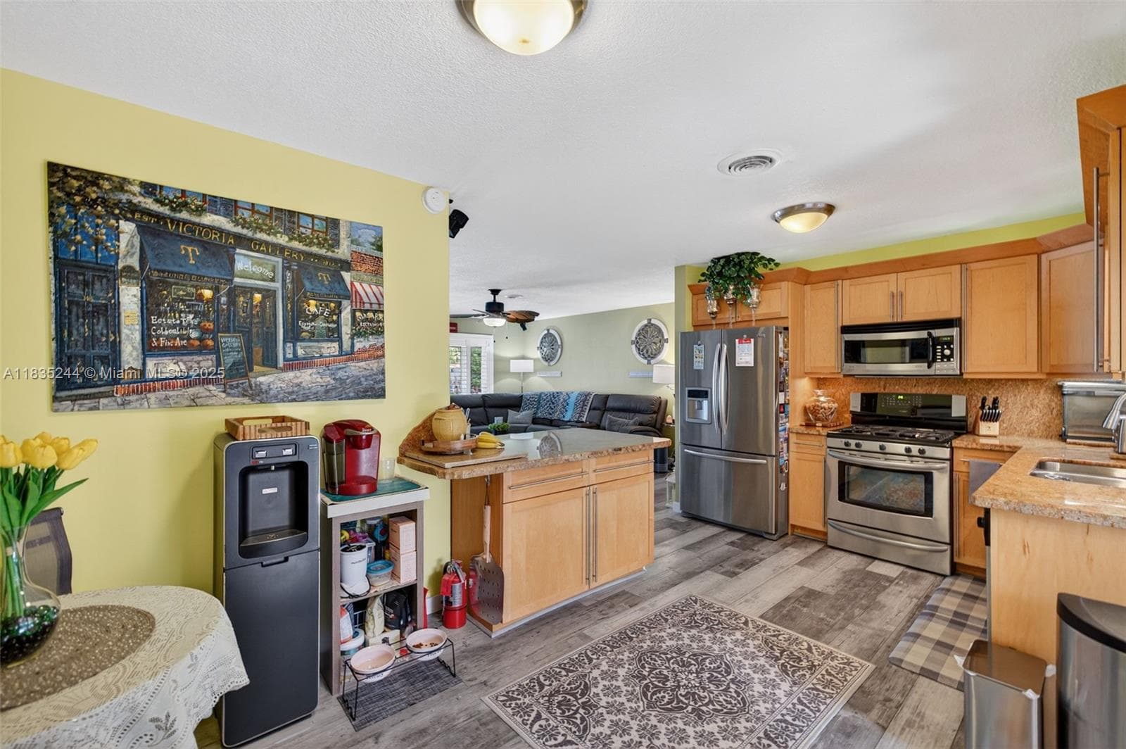 5555 NE 20th Ter photo 16
