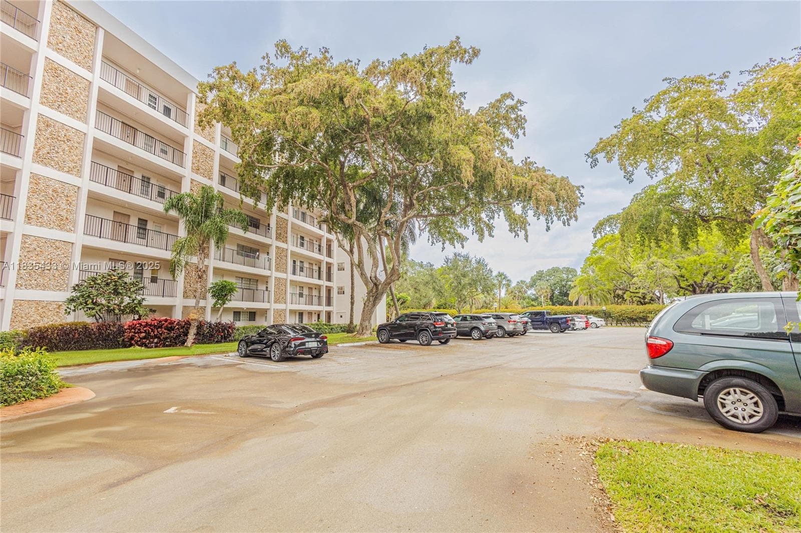 NO 6 PALM-AIRE COUNTRY CL · #310 in Pompano Beach - Photo 68