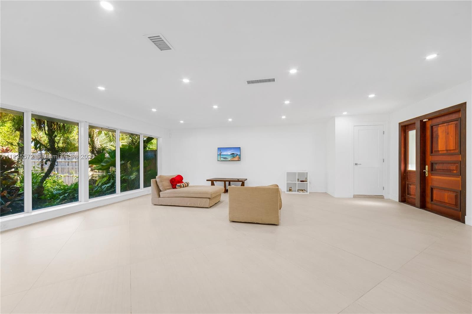 15200 SW 81st Ave photo 6