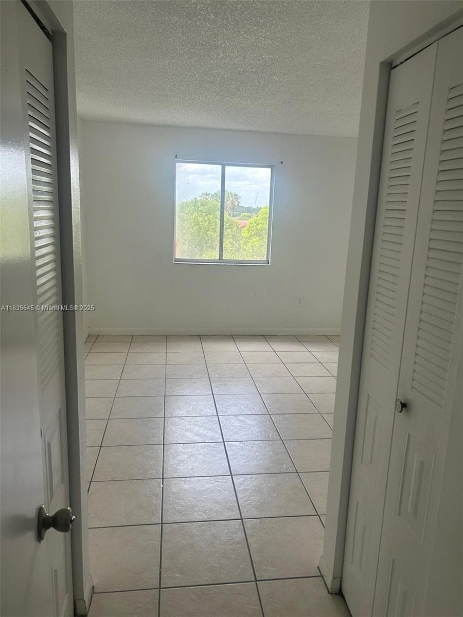 KENDALL LAKE TOWERS CONDO · #503 in Miami - Photo 6