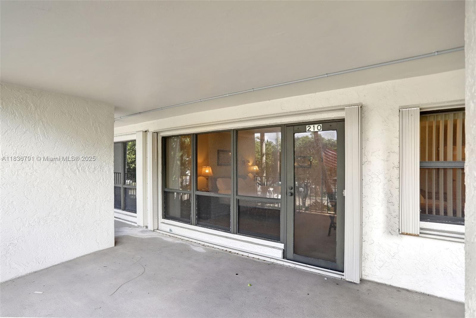 HAMPTON BEACH CLUB · #210 in Lauderdale By The Sea - Photo 30