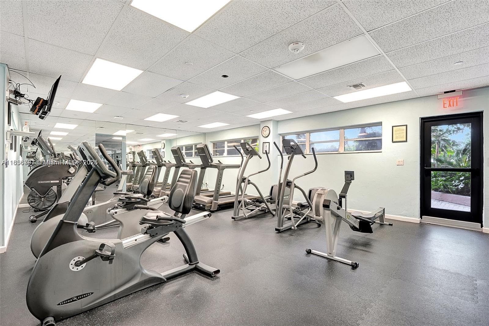 HAMPTON BEACH CLUB · #210 in Lauderdale By The Sea - Photo 37