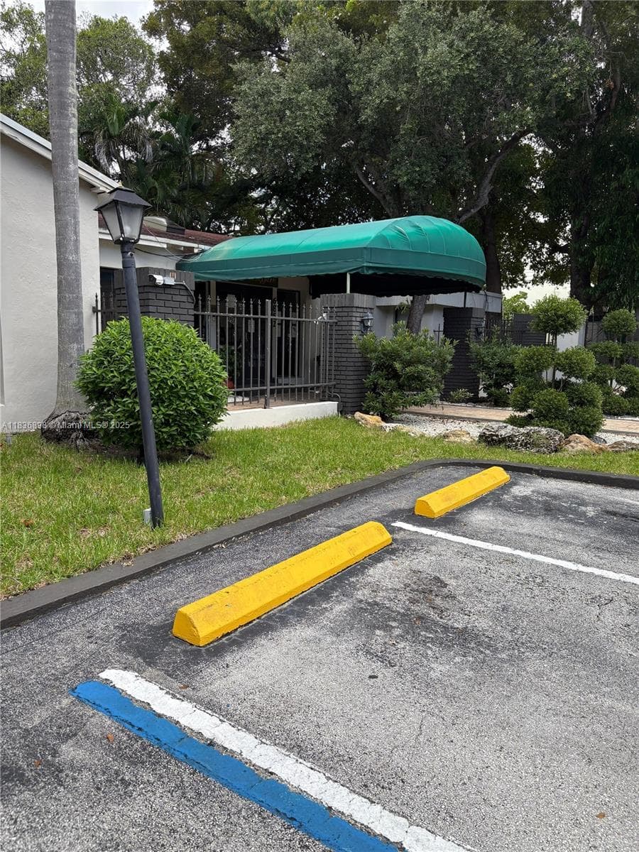 guest parkings