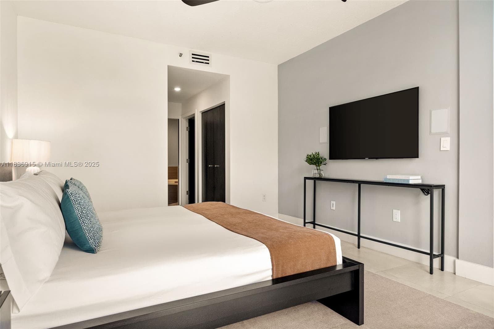 DORAL HOUSE CONDO NO 1 · #206 in Doral - Photo 17