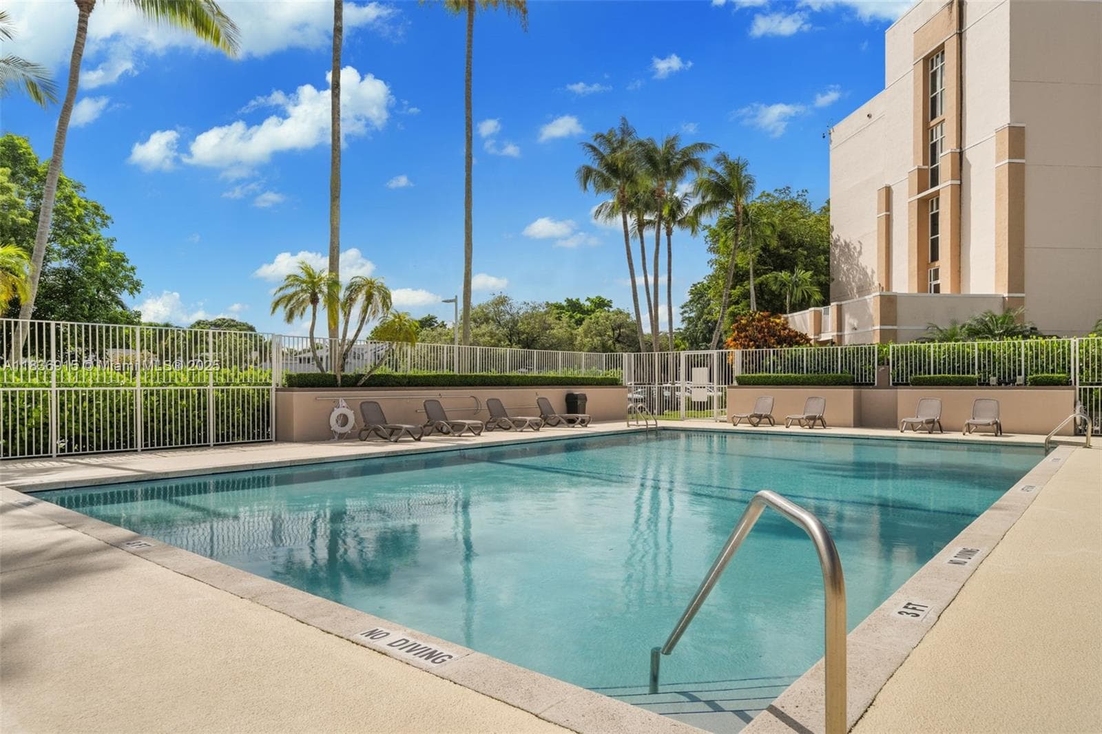 DORAL HOUSE CONDO NO 1 · #206 in Doral - Photo 28