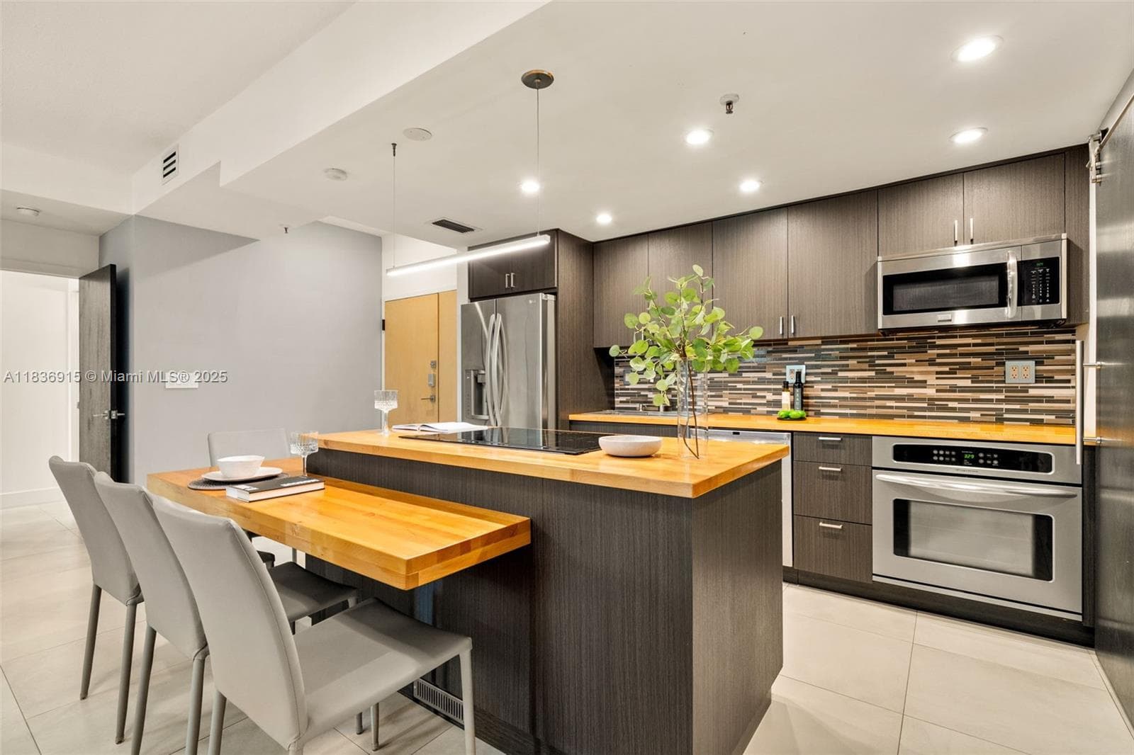 DORAL HOUSE CONDO NO 1 · #206 in Doral - Photo 11