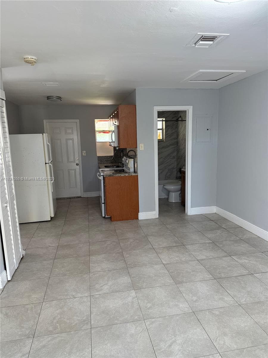 FIRST ADDITION TO CANAL G · #4 in Dania Beach - Photo 11