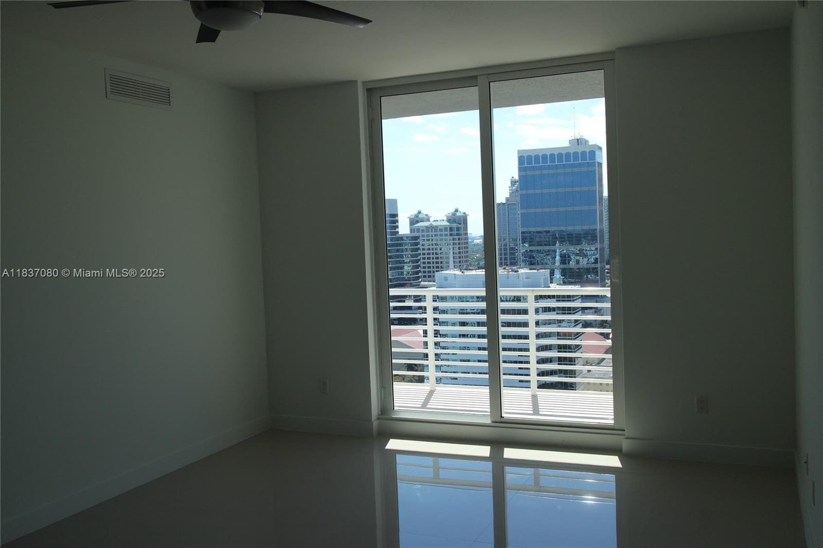 STRADA 315 CONDO · #2005 in Fort Lauderdale - Photo 4