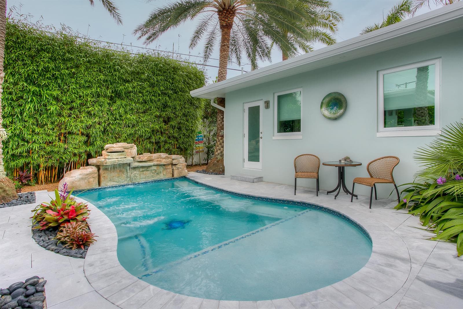 322 NW 16 St-25