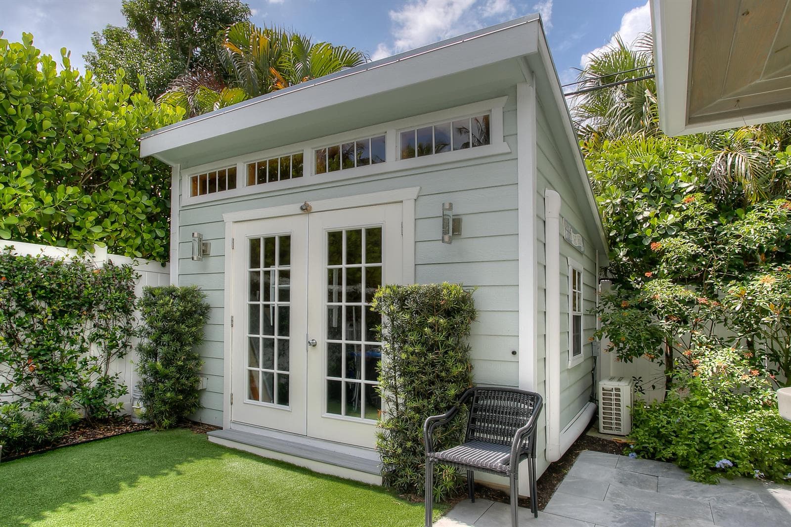 322 NW 16 St New-10