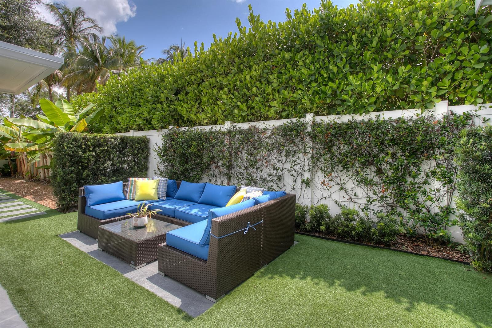 322 NW 16 St New-11