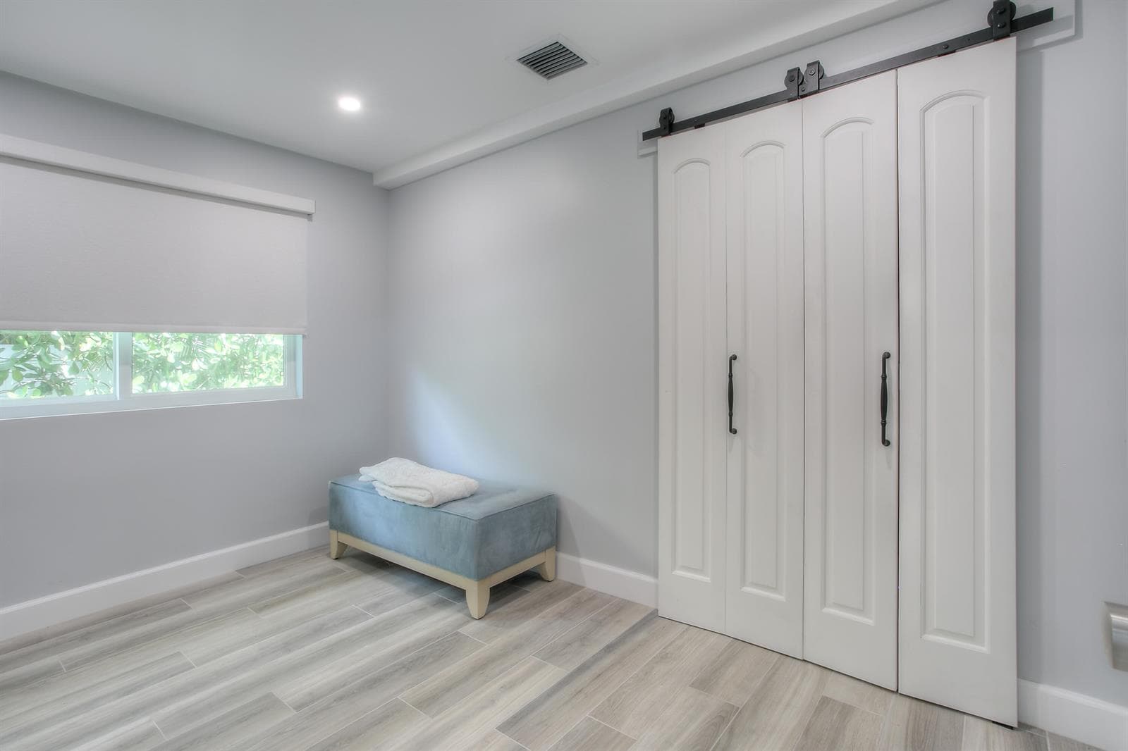 322 NW 16 St New-7