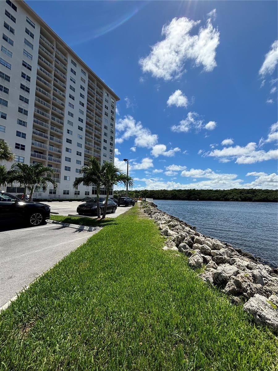 COASTAL TOWERS CONDO · #309 in Sunny Isles Beach - Photo 2