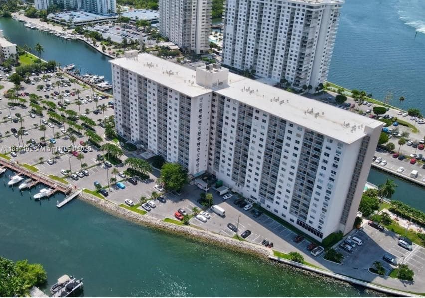 COASTAL TOWERS CONDO · #309 in Sunny Isles Beach - Photo 9