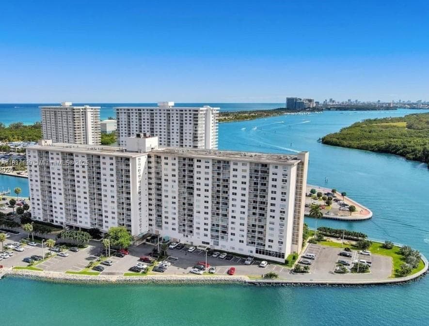 COASTAL TOWERS CONDO · #309 in Sunny Isles Beach - Photo 65