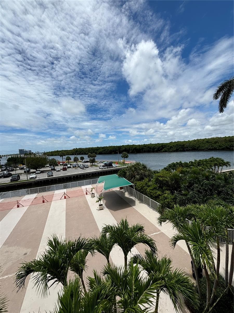 COASTAL TOWERS CONDO · #309 in Sunny Isles Beach - Photo 21