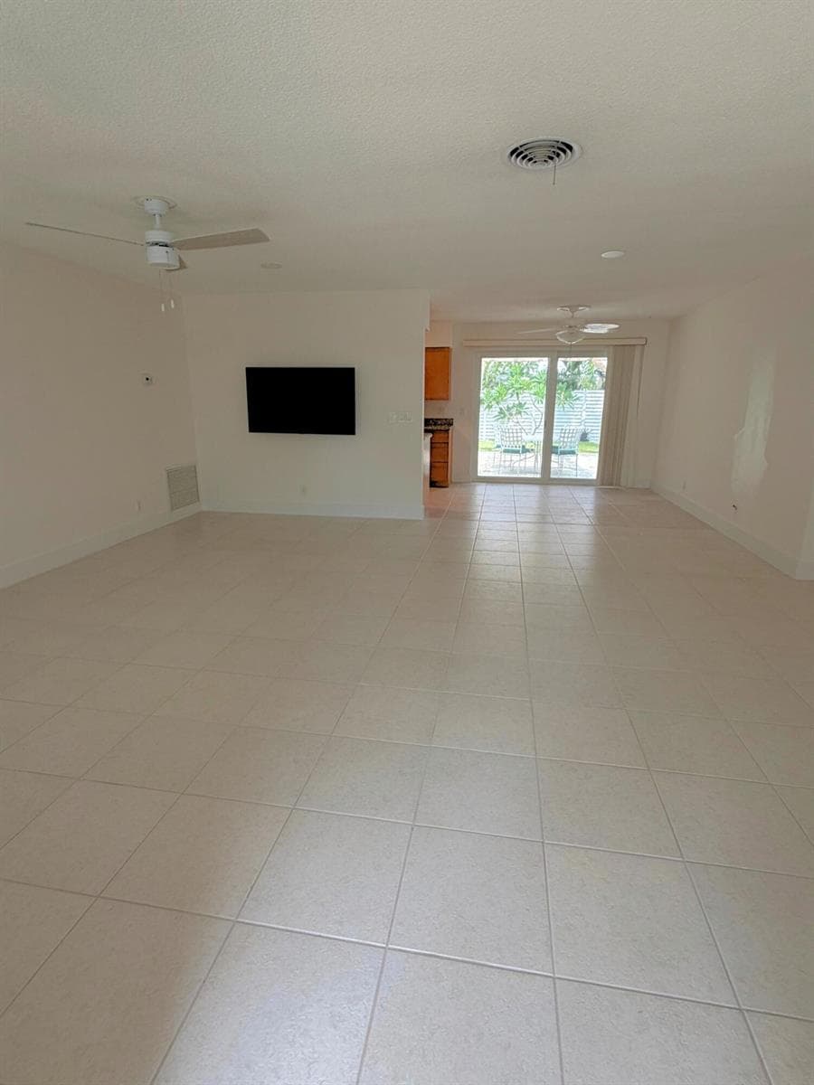 Manor Dr (15)