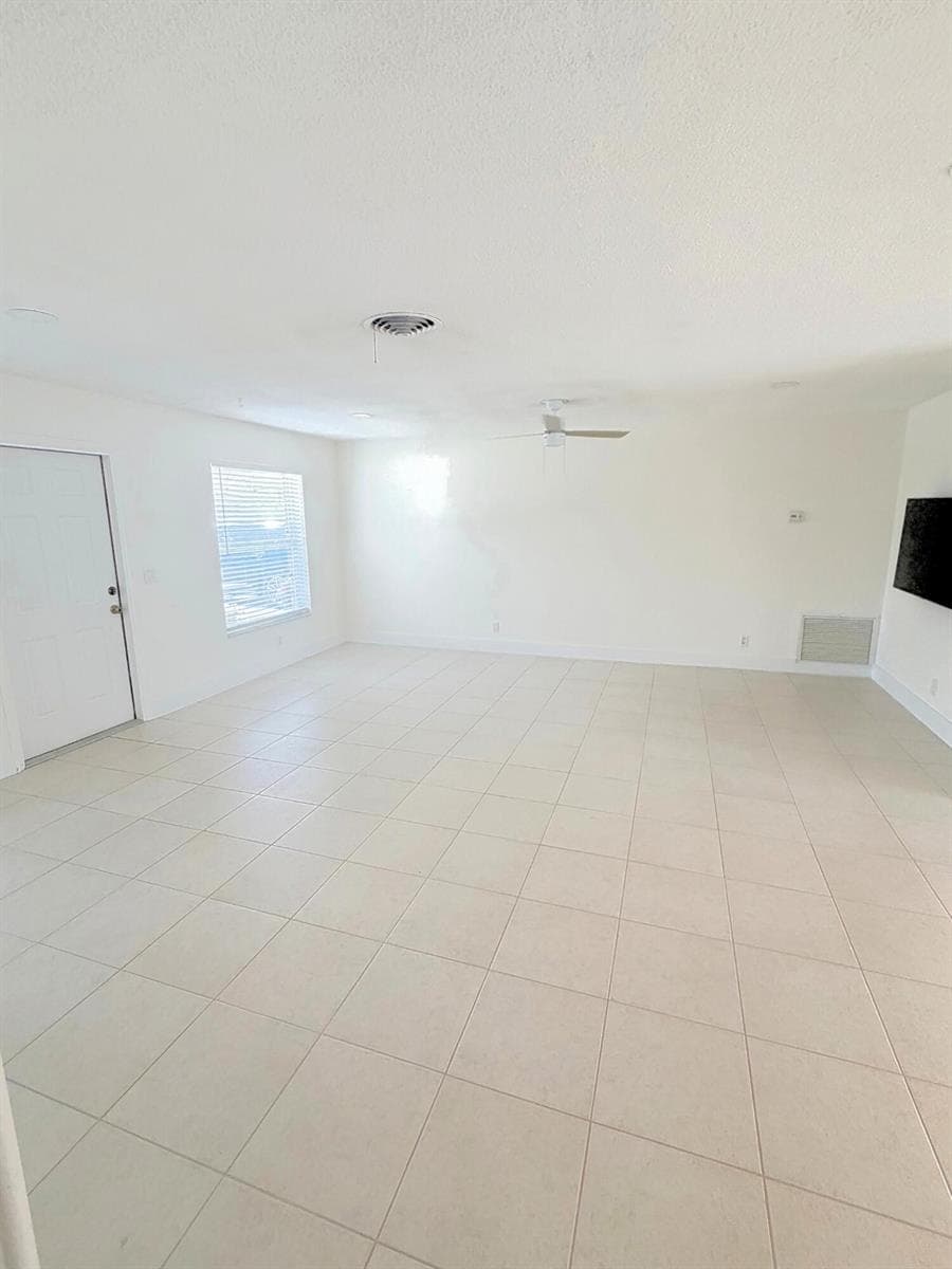 Manor Dr (26)