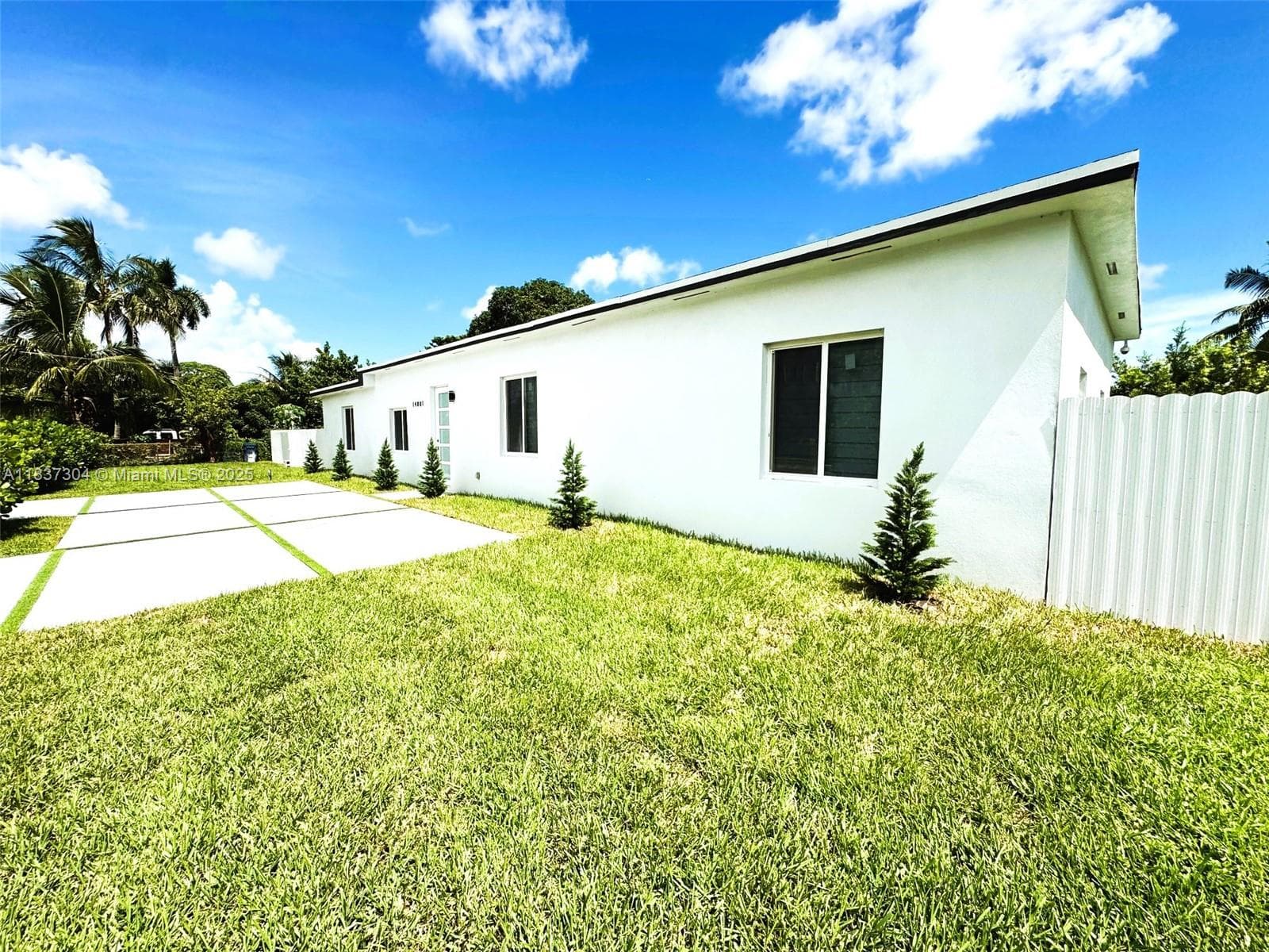 14801 NW 5th Ave photo 4