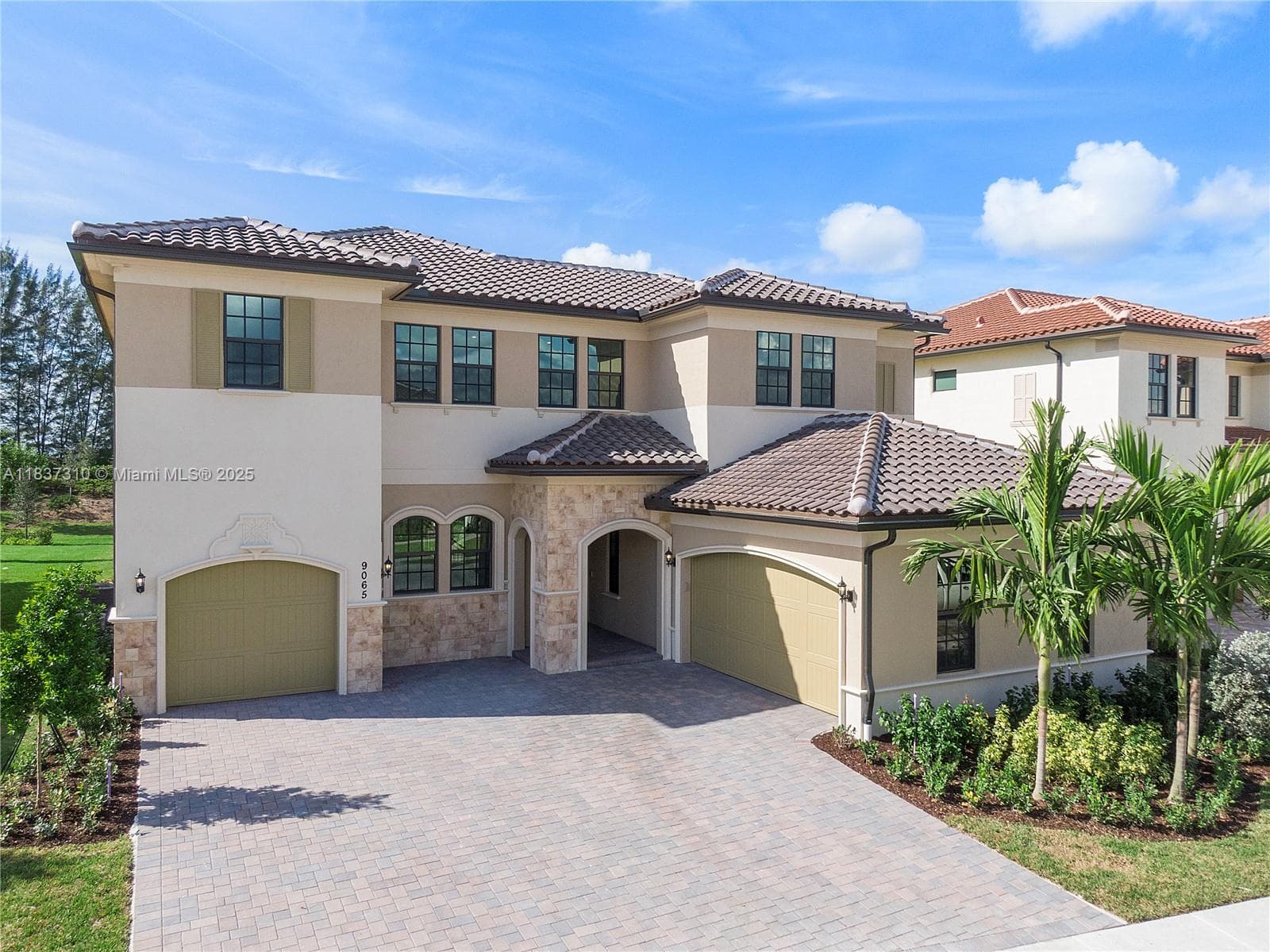 9065 W Parkland Bay Trl photo 2