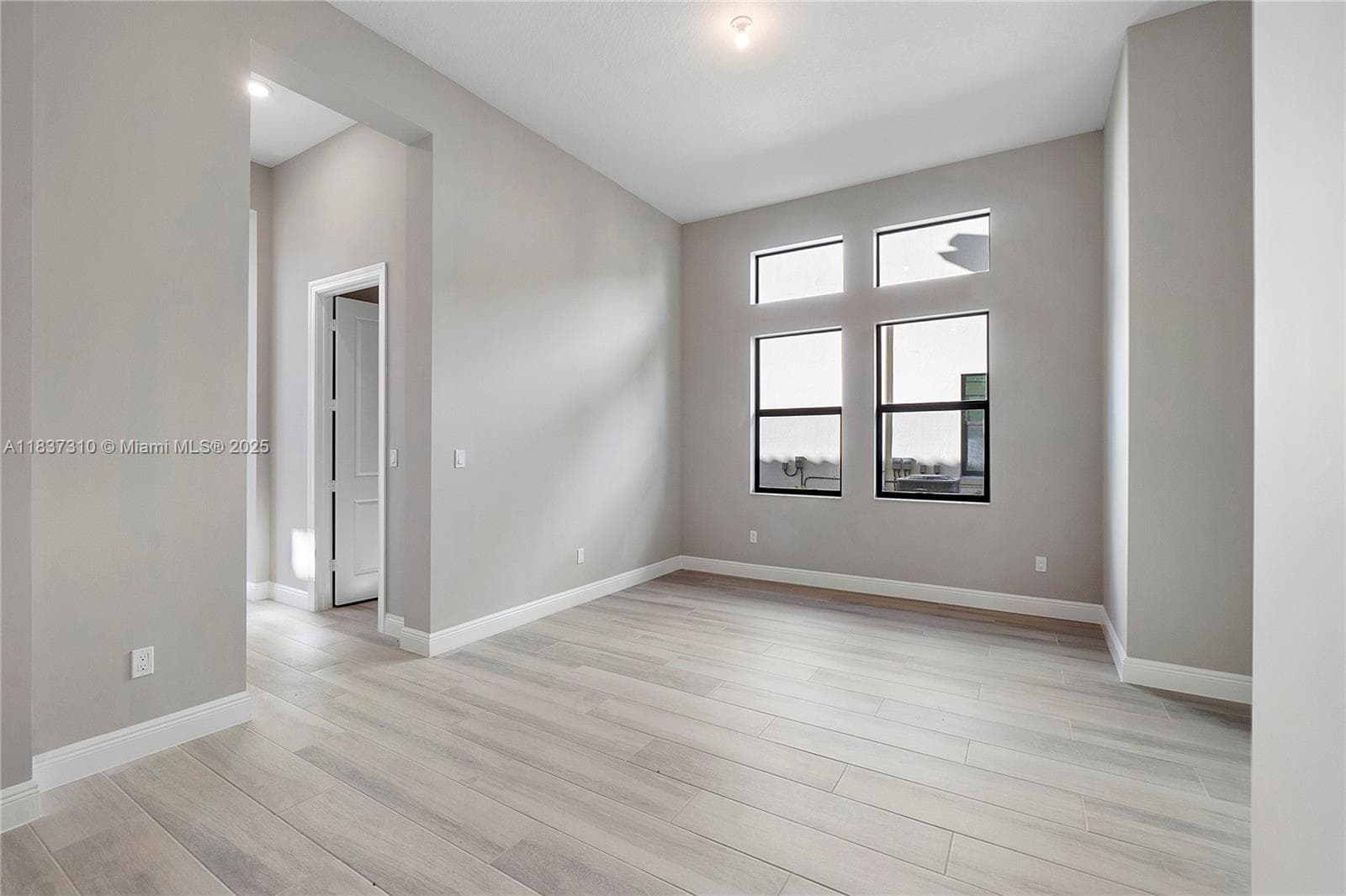 9065 W Parkland Bay Trl photo 9