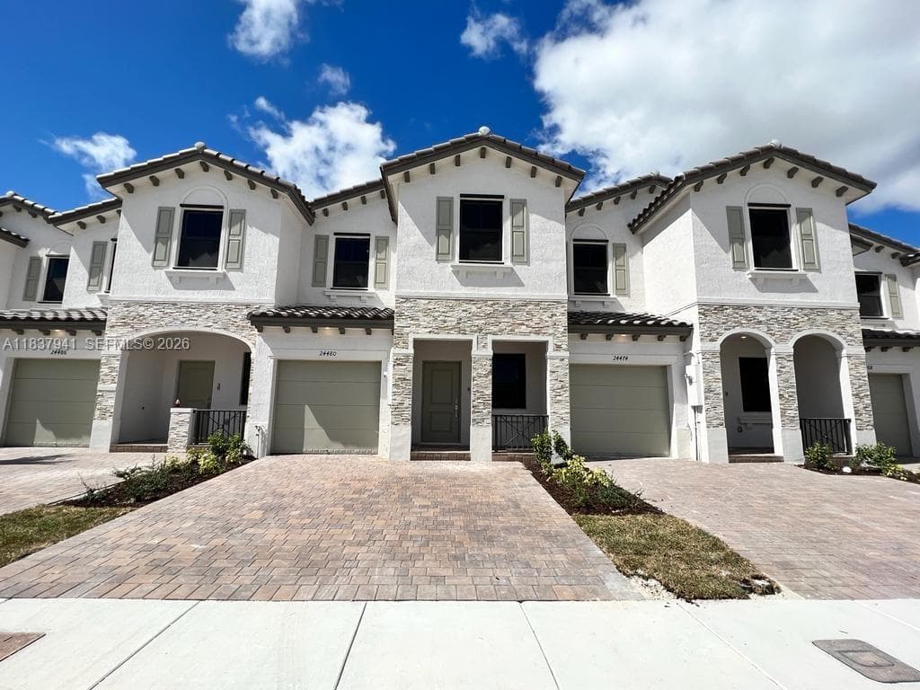 24480 SW 119th Pl photo 2