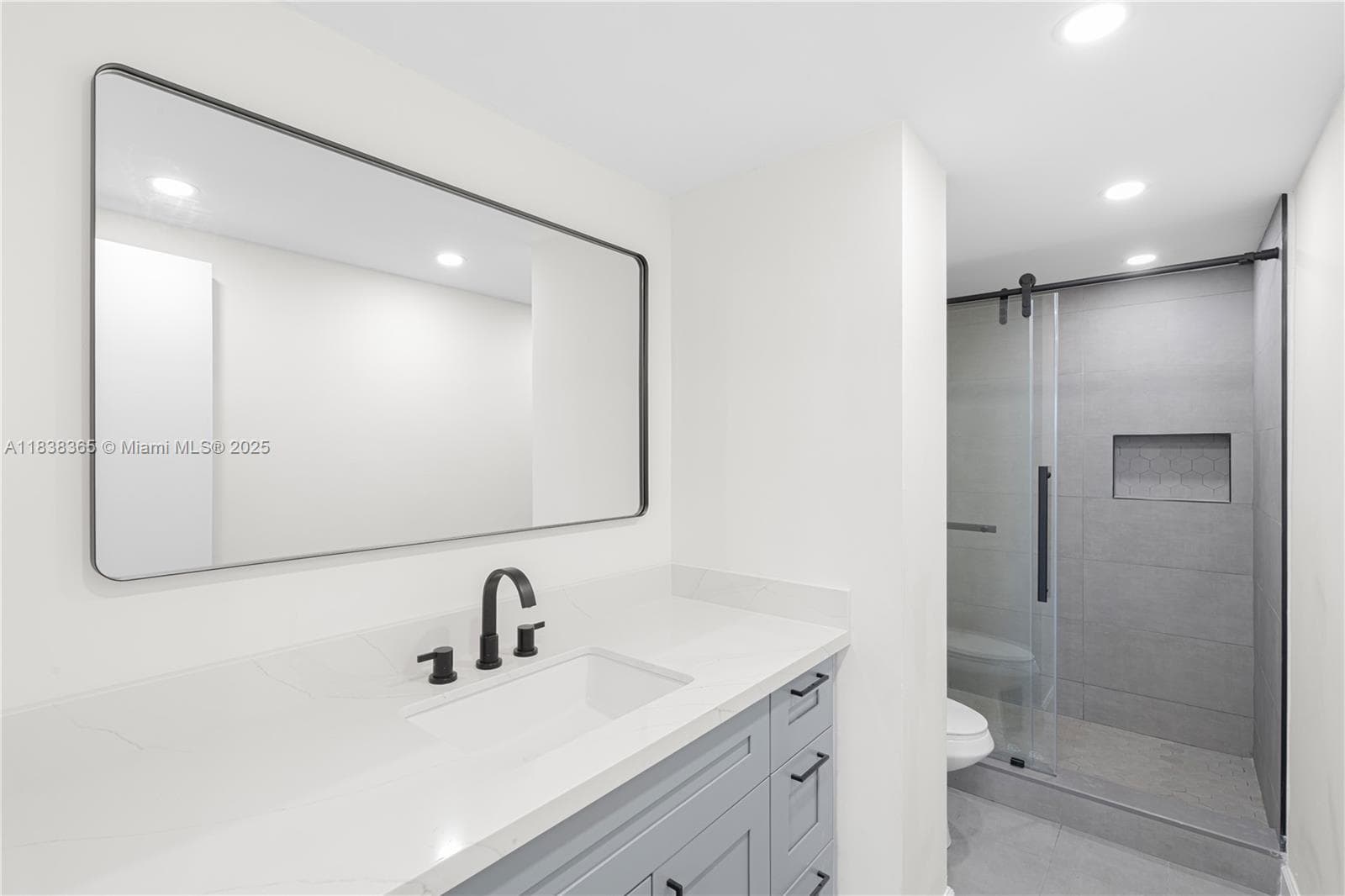Hillcrest · #314B in Hollywood - Photo 22