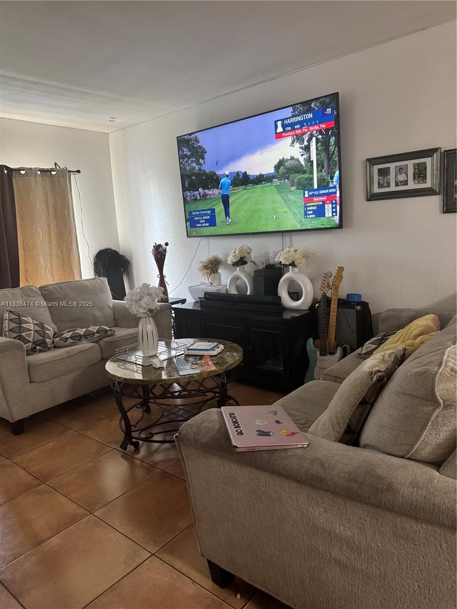 Sunset Hills · #413 in Lauderdale Lakes - Photo 18