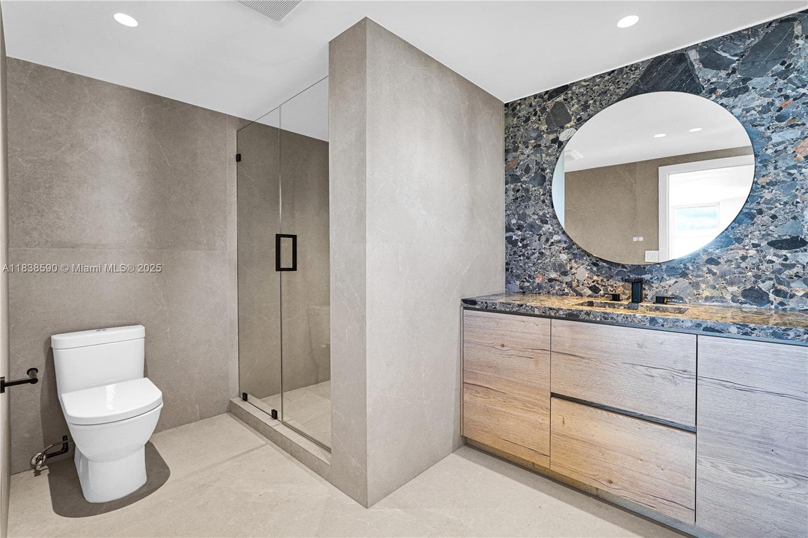 CARAVELLE CONDO · #PHD in Bay Harbor Islands - Photo 26