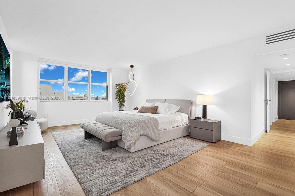 CARAVELLE CONDO · #PHD in Bay Harbor Islands - Photo 9