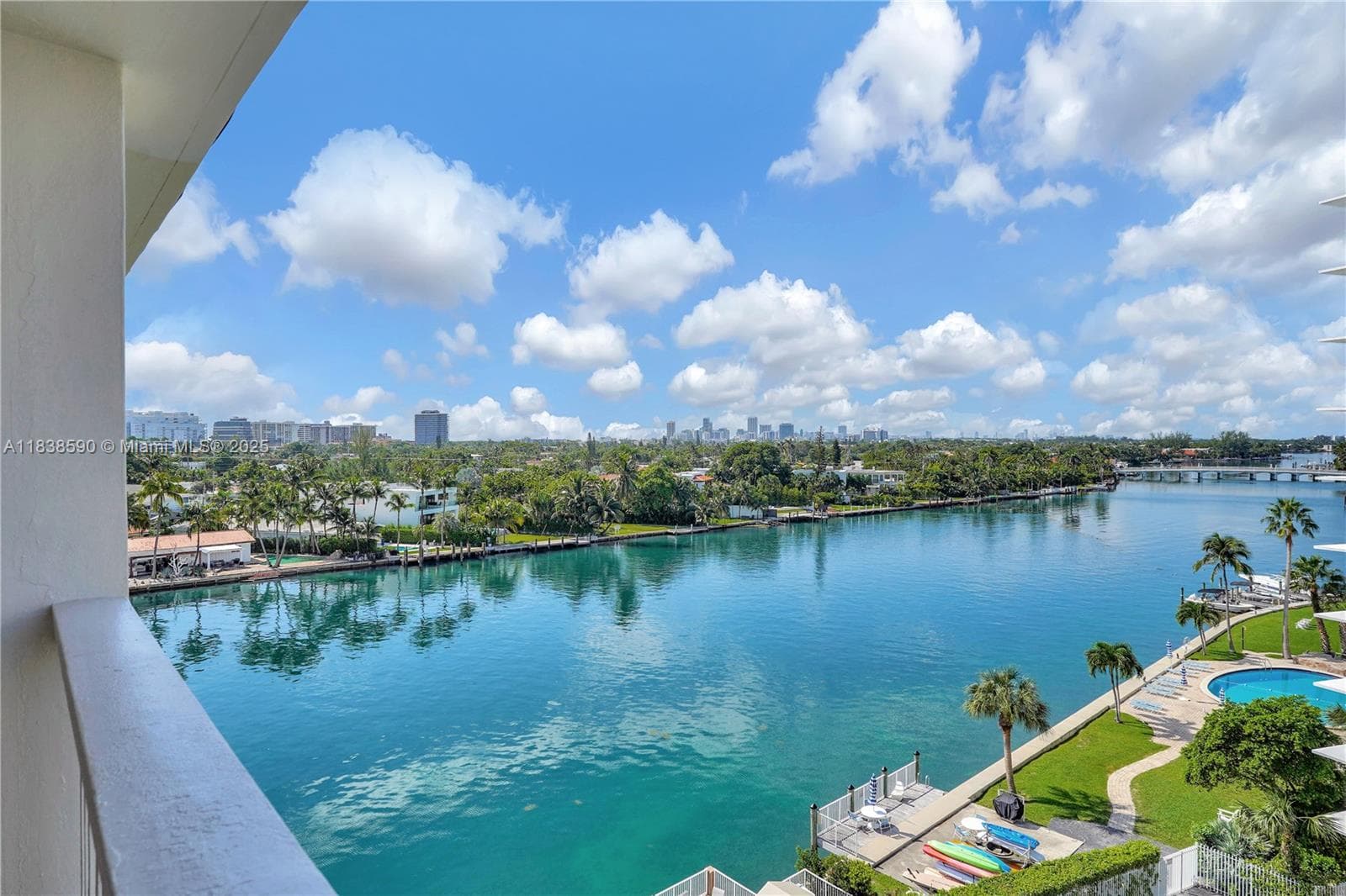CARAVELLE CONDO · #PHD in Bay Harbor Islands - Photo 33