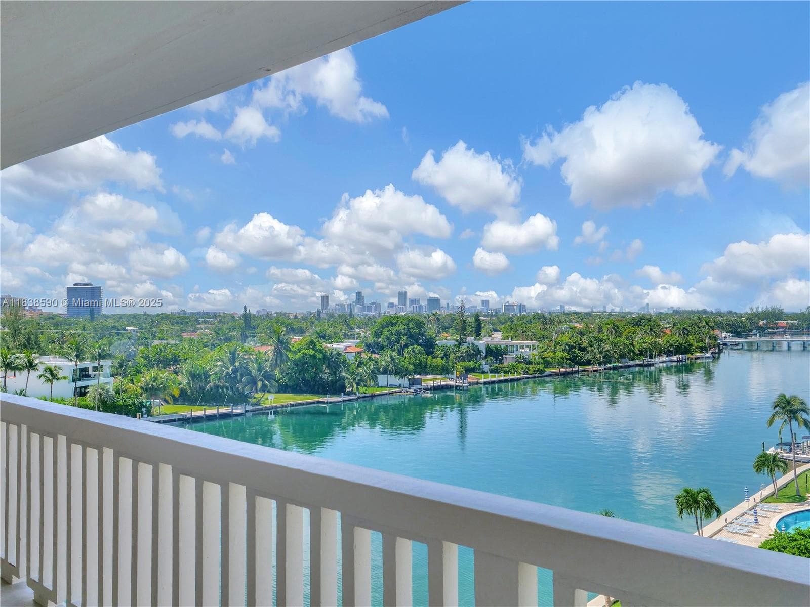 CARAVELLE CONDO · #PHD in Bay Harbor Islands - Photo 19