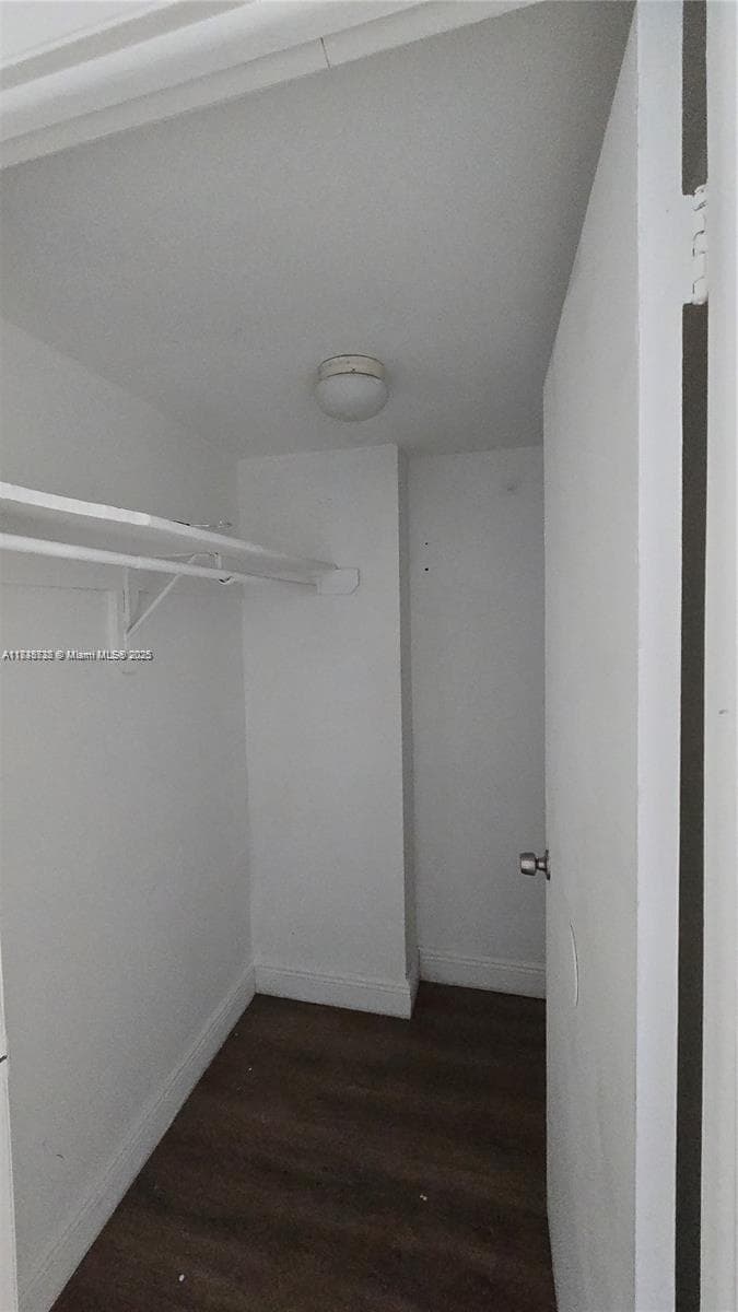 MONTECARLO CONDO · #D-407 in Miami - Photo 9