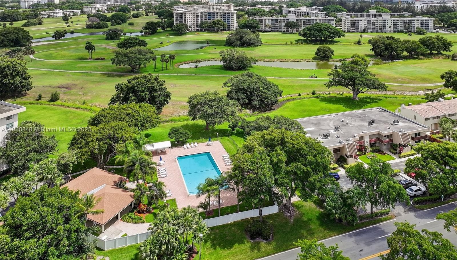 PALM AIRE COUNTRY CLUB · #608 in Pompano Beach - Photo 35