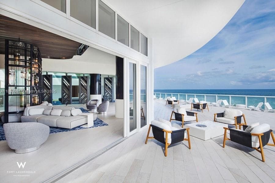 W FORT LAUDERDALE · #704 in Fort Lauderdale - Photo 2